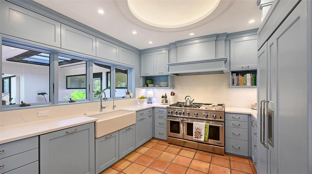 Activo con contrato: $1,895,000 (3 camas, 3 baños, 2430 Pies cuadrados)