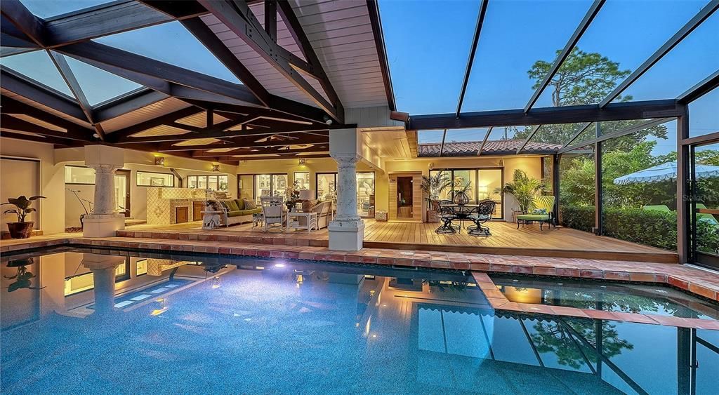 Activo con contrato: $1,895,000 (3 camas, 3 baños, 2430 Pies cuadrados)