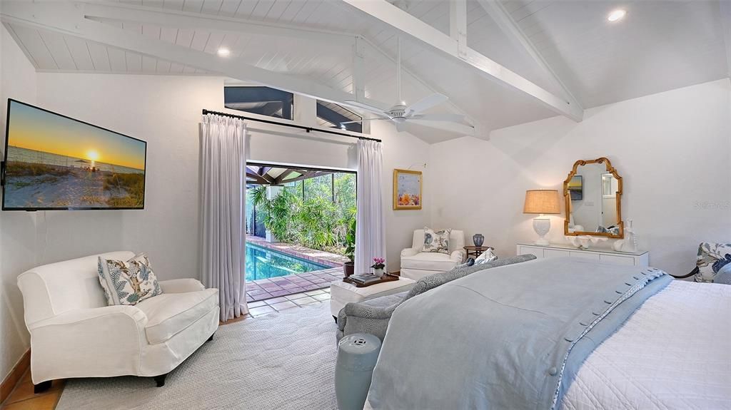Activo con contrato: $1,895,000 (3 camas, 3 baños, 2430 Pies cuadrados)
