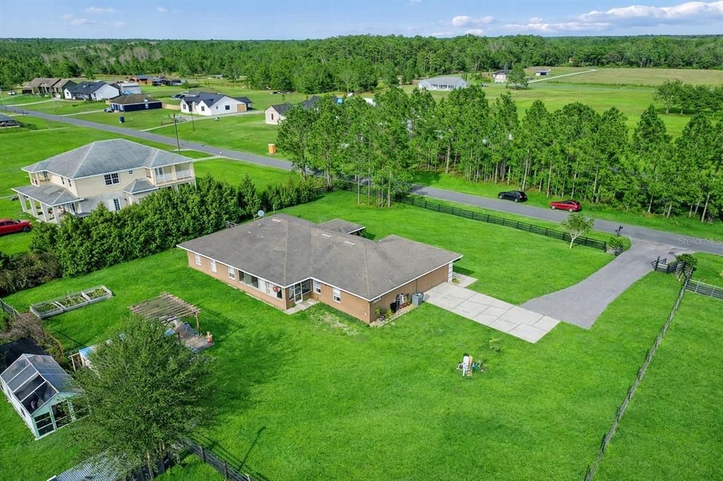 For Sale: $629,990 (4 beds, 2 baths, 2148 Square Feet)