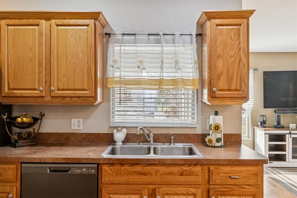 For Sale: $629,990 (4 beds, 2 baths, 2148 Square Feet)