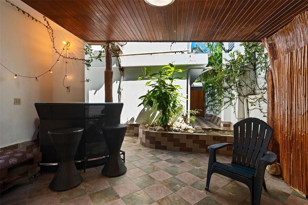 На продажу: $1,495,000 (11 спален, 0 ванн, 2800 Квадратных фут)