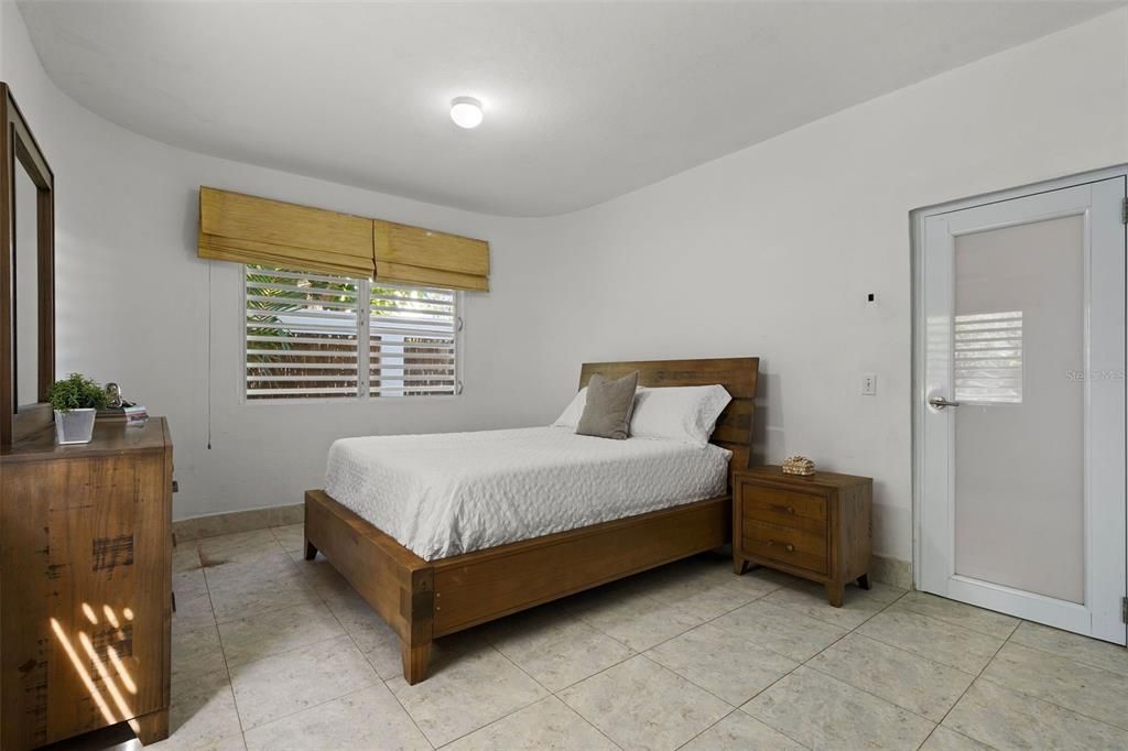 На продажу: $1,495,000 (11 спален, 0 ванн, 2800 Квадратных фут)