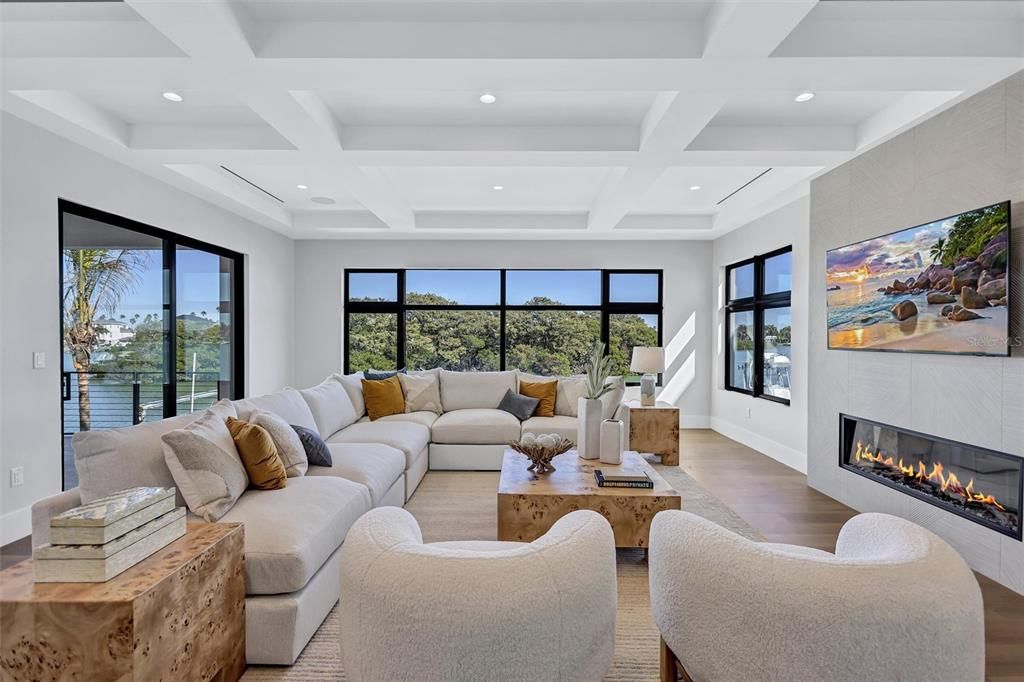 For Sale: $5,295,000 (4 beds, 4 baths, 3836 Square Feet)