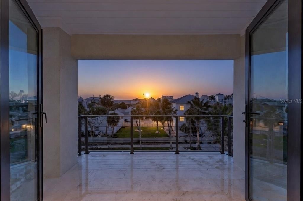 For Sale: $5,295,000 (4 beds, 4 baths, 3836 Square Feet)