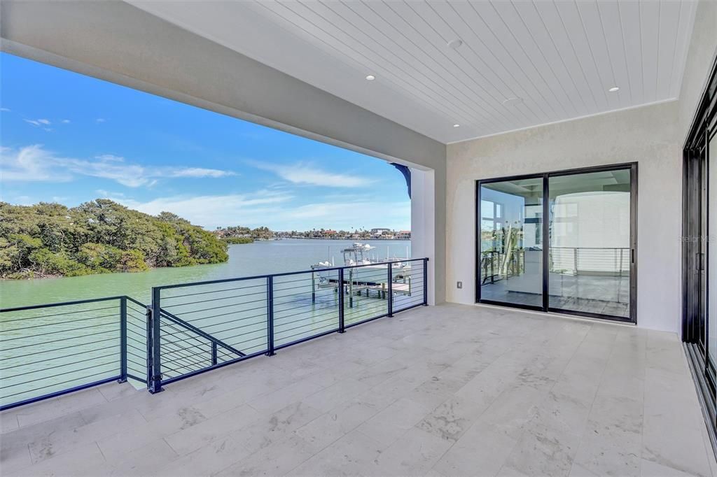 For Sale: $5,295,000 (4 beds, 4 baths, 3836 Square Feet)