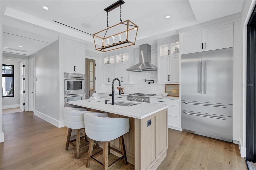 For Sale: $5,295,000 (4 beds, 4 baths, 3836 Square Feet)