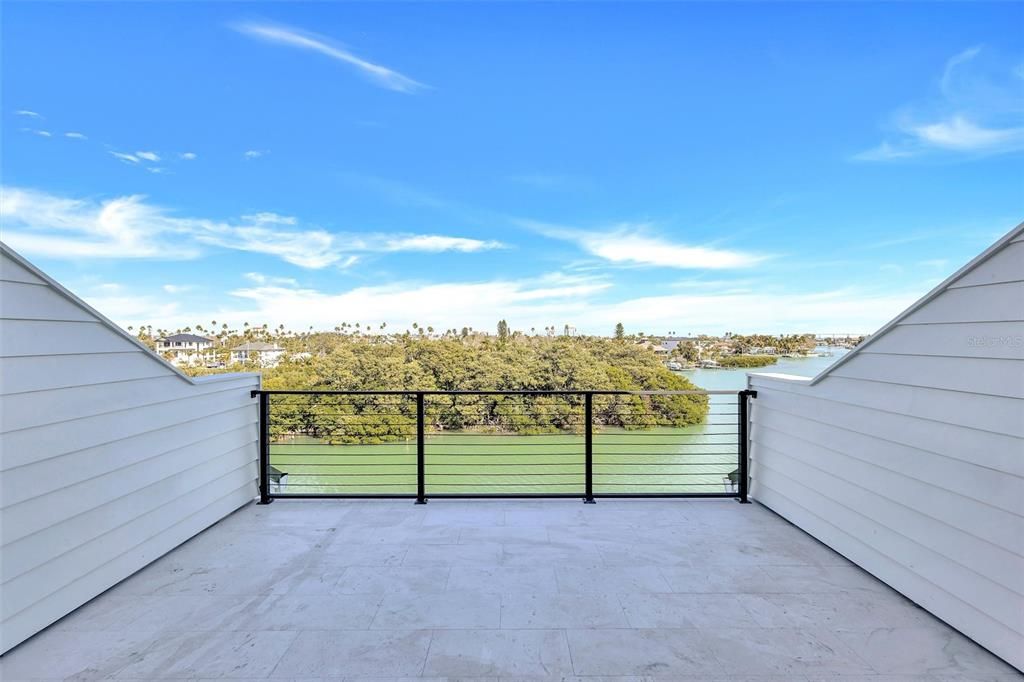 For Sale: $5,295,000 (4 beds, 4 baths, 3836 Square Feet)