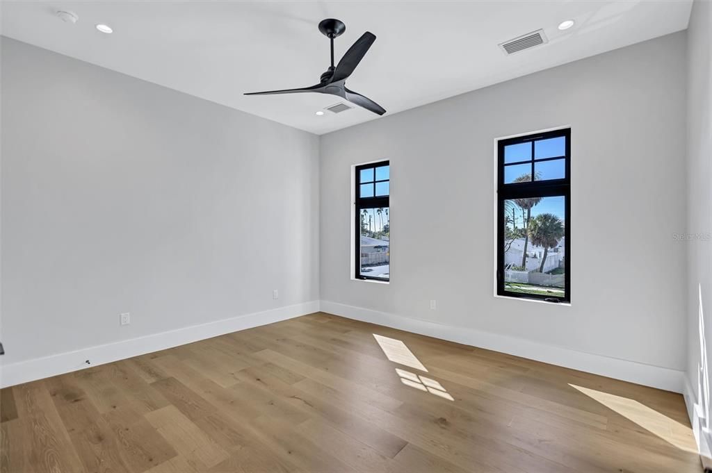 For Sale: $5,295,000 (4 beds, 4 baths, 3836 Square Feet)