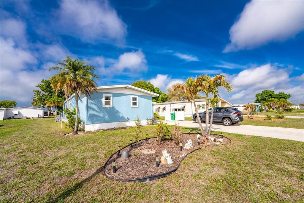 Activo con contrato: $114,900 (2 camas, 2 baños, 1120 Pies cuadrados)