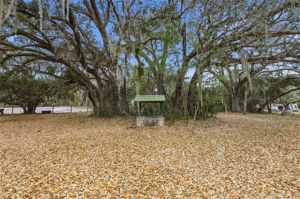 For Sale: $699,000 (3 beds, 4 baths, 1200 Square Feet)