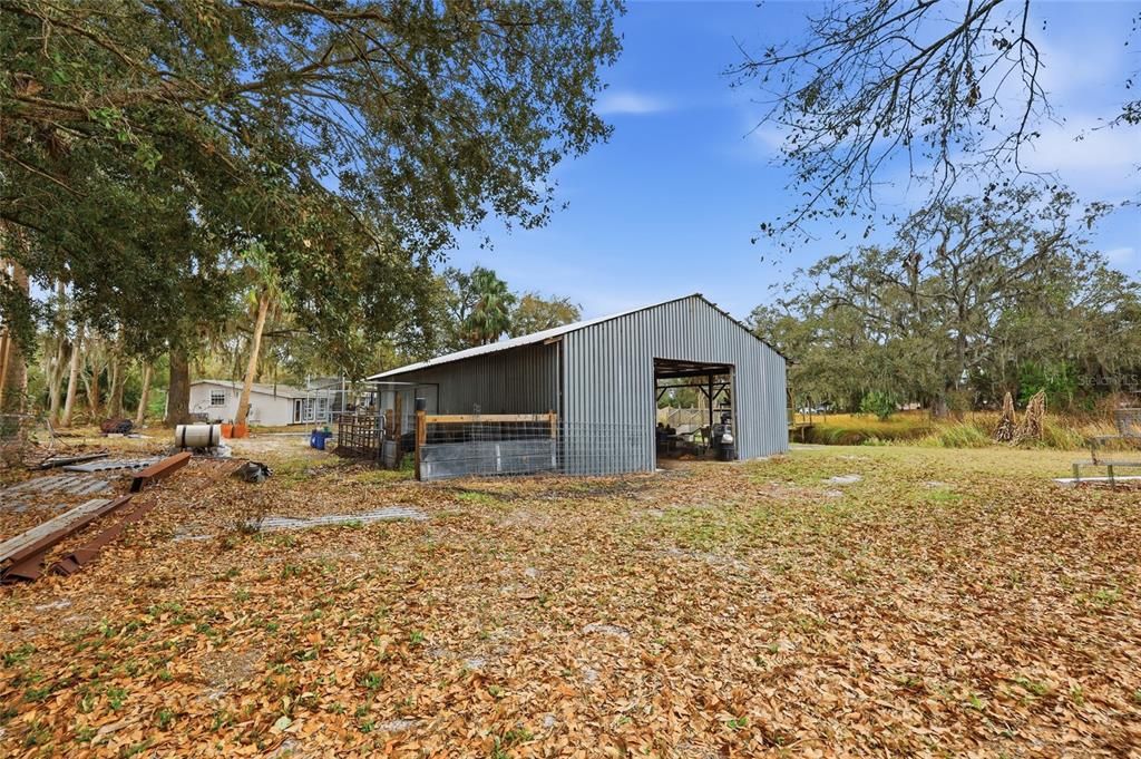 For Sale: $699,000 (3 beds, 4 baths, 1200 Square Feet)