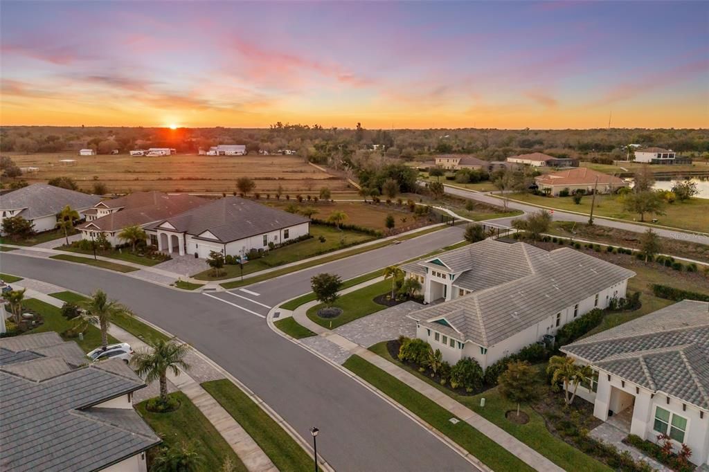 For Sale: $1,300,000 (4 beds, 3 baths, 2816 Square Feet)