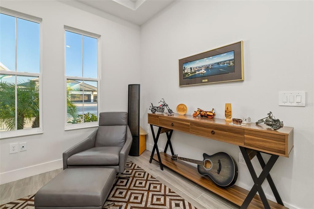 For Sale: $1,300,000 (4 beds, 3 baths, 2816 Square Feet)