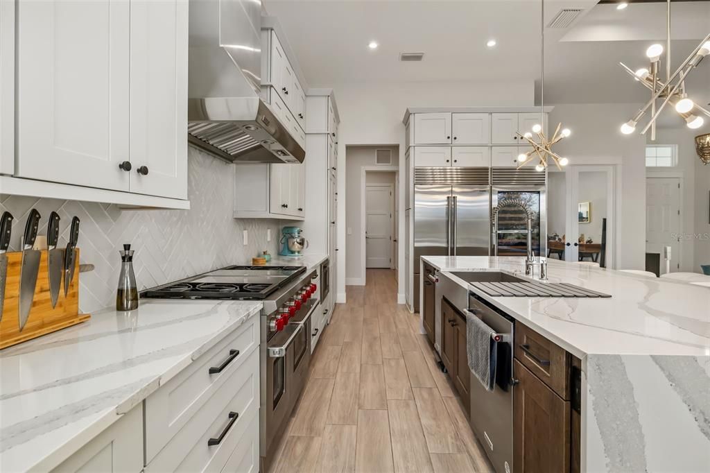 For Sale: $1,300,000 (4 beds, 3 baths, 2816 Square Feet)