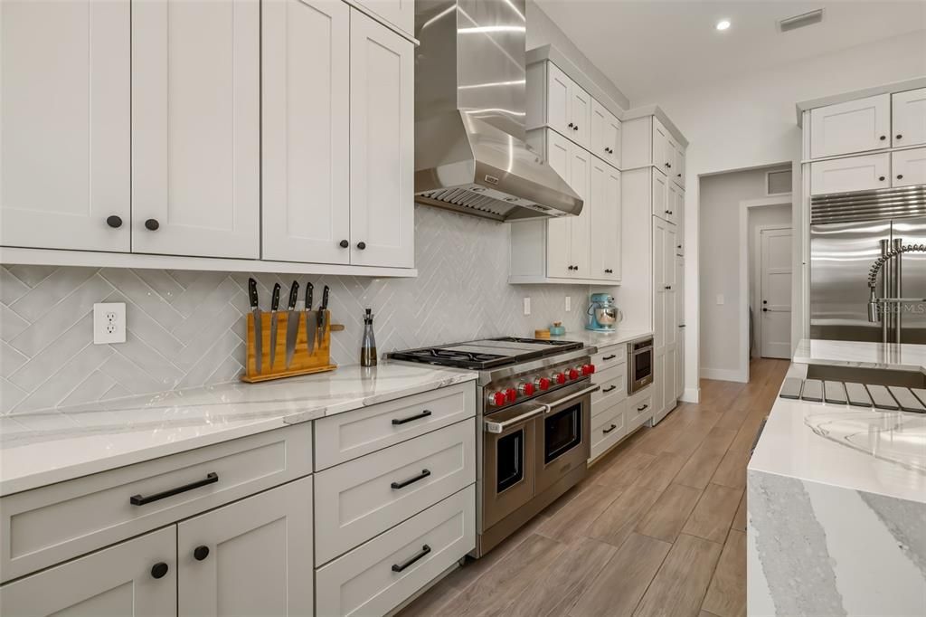 For Sale: $1,300,000 (4 beds, 3 baths, 2816 Square Feet)