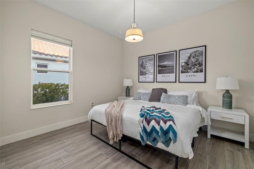 For Sale: $1,300,000 (4 beds, 3 baths, 2816 Square Feet)
