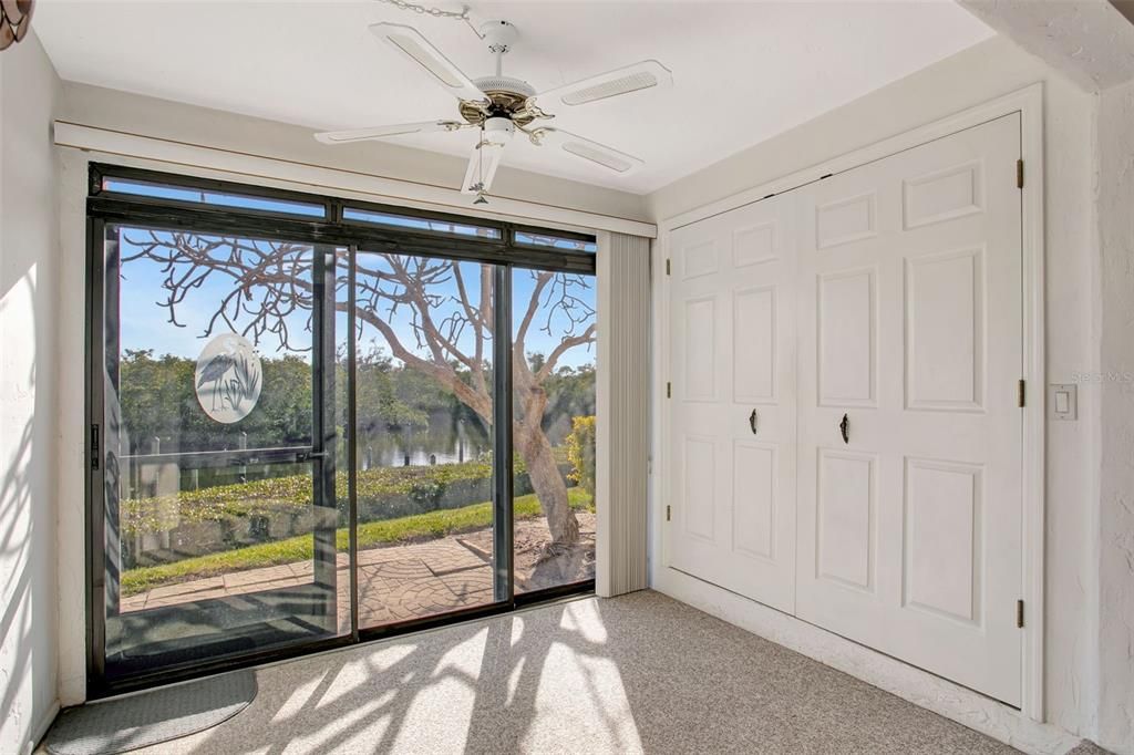 Active With Contract: $315,000 (2 beds, 2 baths, 1561 Square Feet)