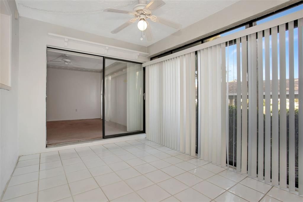 Active With Contract: $315,000 (2 beds, 2 baths, 1561 Square Feet)