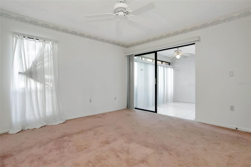 Active With Contract: $315,000 (2 beds, 2 baths, 1561 Square Feet)