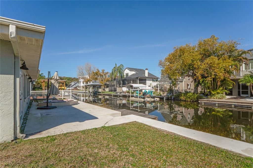 For Sale: $360,000 (2 beds, 2 baths, 1660 Square Feet)