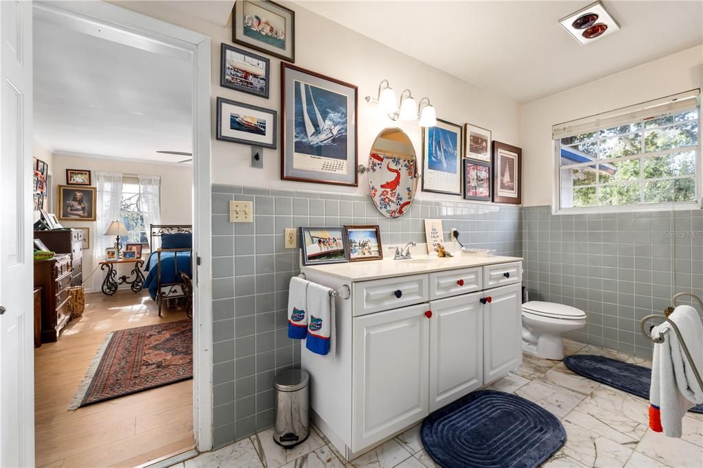 Active With Contract: $1,300,000 (3 beds, 3 baths, 2850 Square Feet)