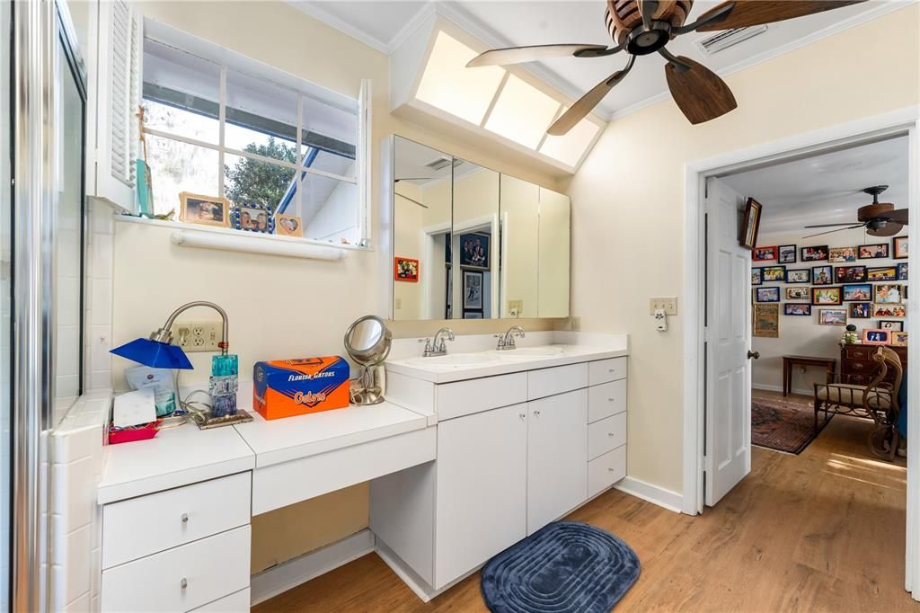 Active With Contract: $1,300,000 (3 beds, 3 baths, 2850 Square Feet)