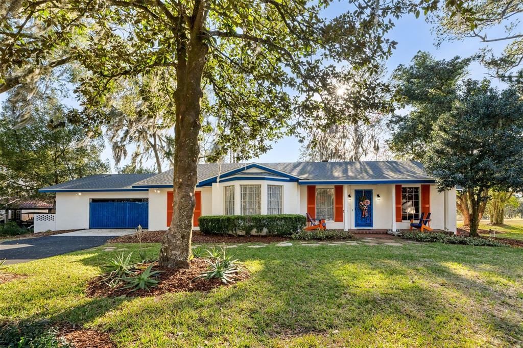 Active With Contract: $1,300,000 (3 beds, 3 baths, 2850 Square Feet)