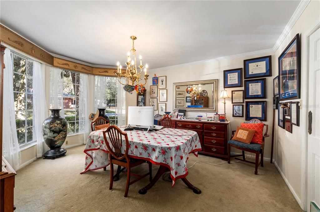 Active With Contract: $1,300,000 (3 beds, 3 baths, 2850 Square Feet)