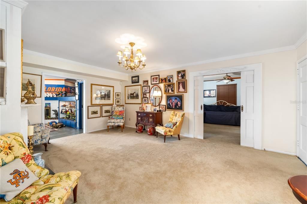 Active With Contract: $1,300,000 (3 beds, 3 baths, 2850 Square Feet)