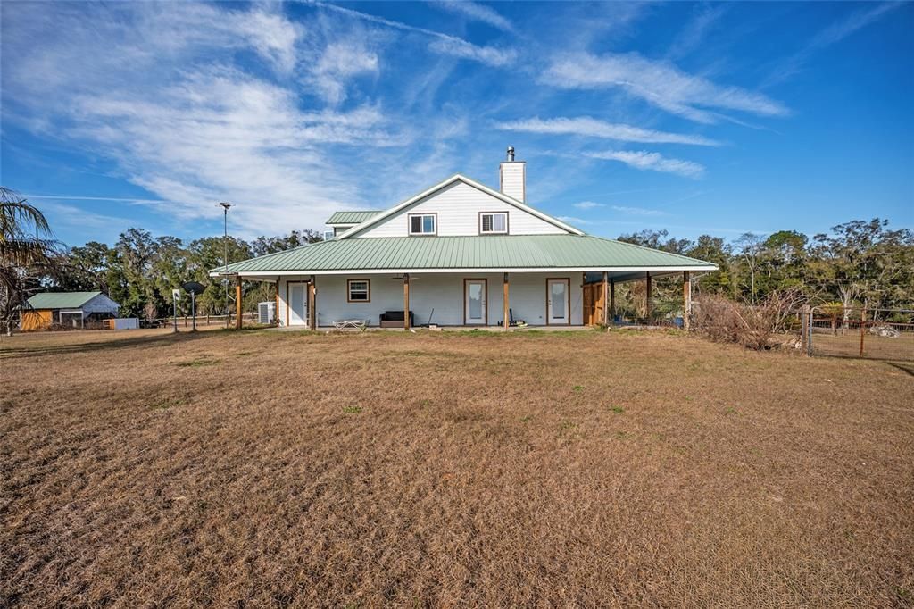 For Sale: $574,900 (3 beds, 2 baths, 3168 Square Feet)