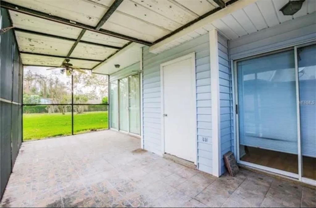 For Rent: $2,100 (3 beds, 2 baths, 1244 Square Feet)
