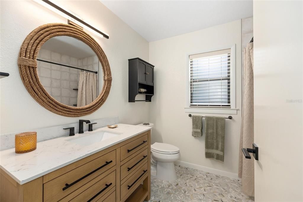 Activo con contrato: $438,500 (3 camas, 2 baños, 1772 Pies cuadrados)