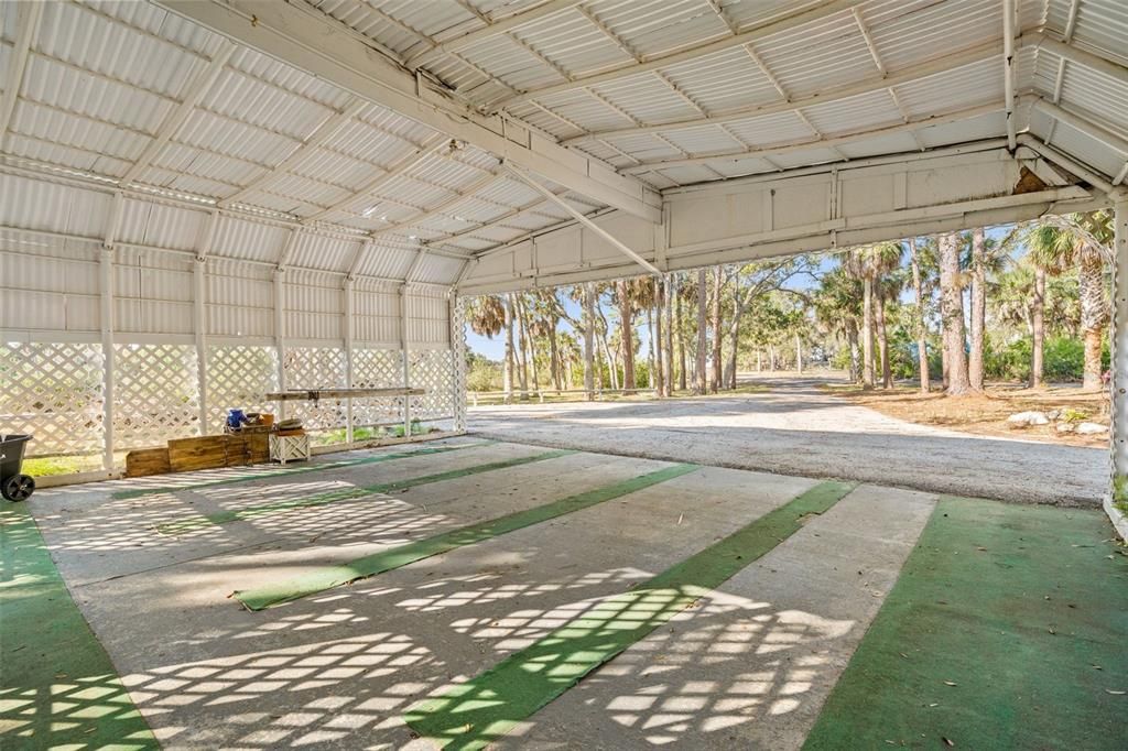 For Sale: $725,000 (2 beds, 1 baths, 1348 Square Feet)