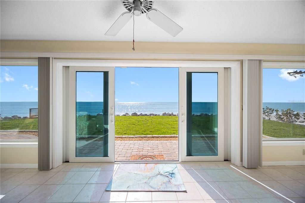 For Sale: $2,299,995 (3 beds, 3 baths, 2202 Square Feet)