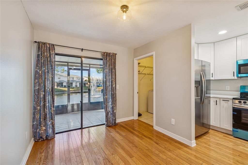 Activo con contrato: $249,900 (2 camas, 2 baños, 1166 Pies cuadrados)