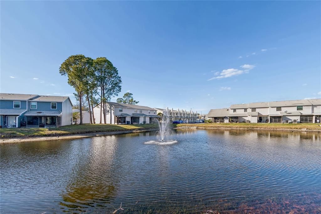 Activo con contrato: $249,900 (2 camas, 2 baños, 1166 Pies cuadrados)