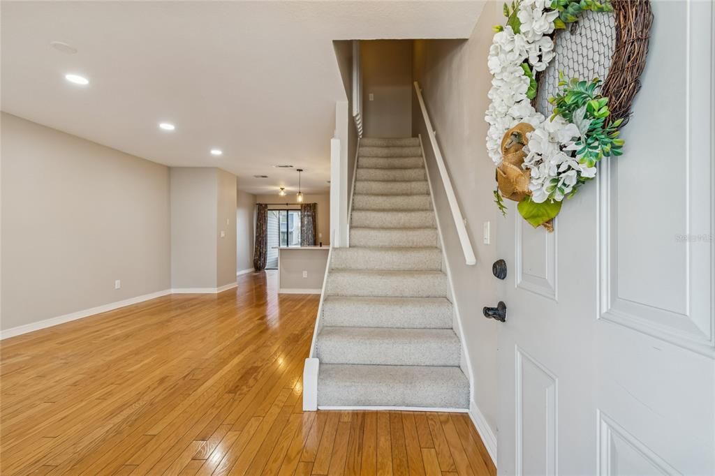 Activo con contrato: $249,900 (2 camas, 2 baños, 1166 Pies cuadrados)
