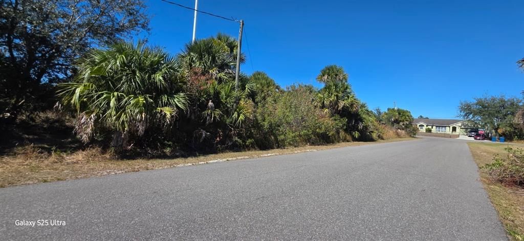 待售: $38,000 (0.24 acres)