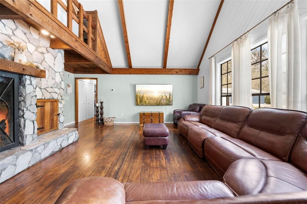 For Sale: $620,000 (3 beds, 3 baths, 2646 Square Feet)
