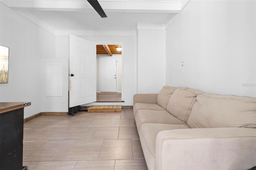 For Sale: $620,000 (3 beds, 3 baths, 2646 Square Feet)