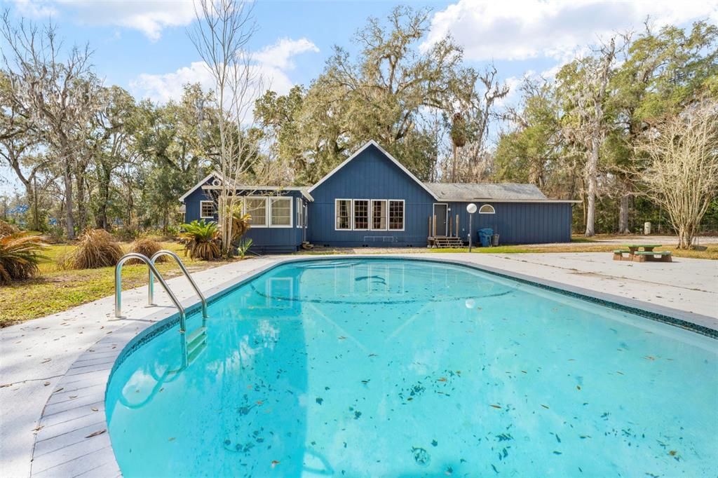 For Sale: $620,000 (3 beds, 3 baths, 2646 Square Feet)