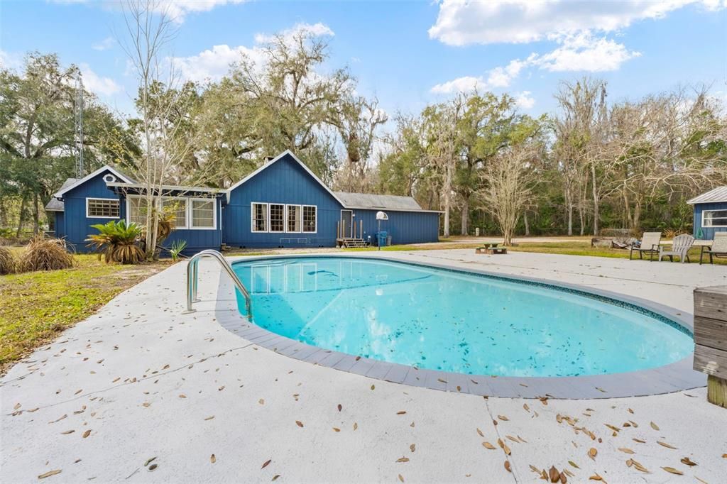 For Sale: $620,000 (3 beds, 3 baths, 2646 Square Feet)
