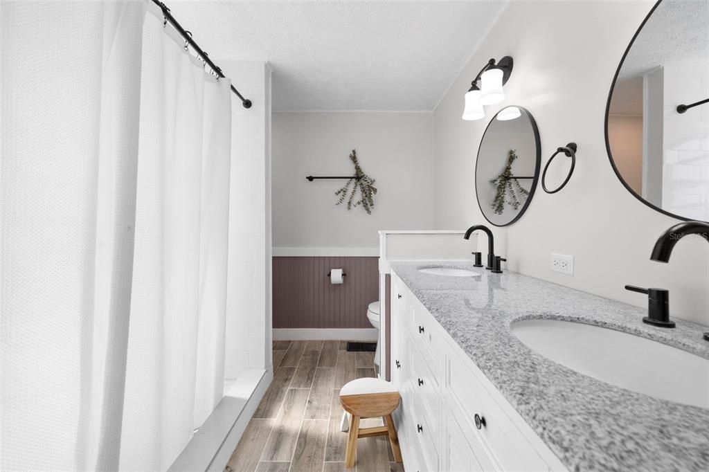 For Sale: $620,000 (3 beds, 3 baths, 2646 Square Feet)