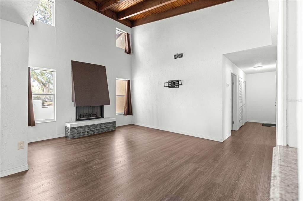 В аренду: $1,550 (3 спален, 3 ванн, 1474 Квадратных фут)