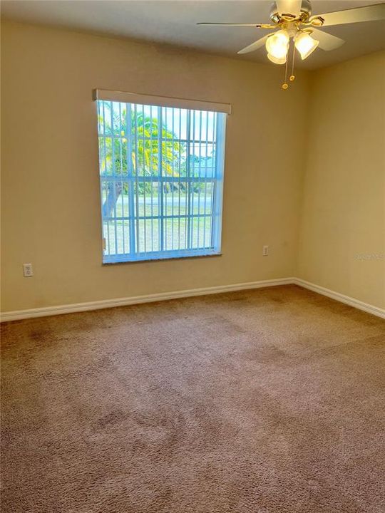 For Rent: $1,375 (2 beds, 1 baths, 1127 Square Feet)