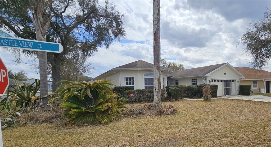 For Sale: $214,900 (3 beds, 2 baths, 1798 Square Feet)