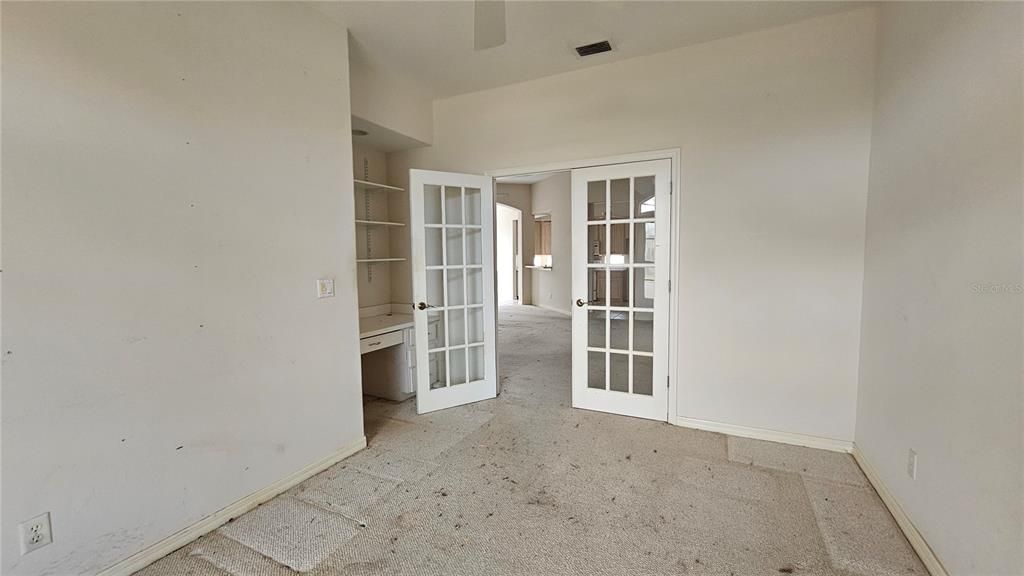 For Sale: $214,900 (3 beds, 2 baths, 1798 Square Feet)