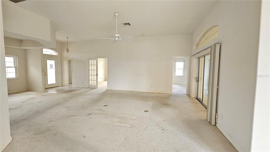 For Sale: $214,900 (3 beds, 2 baths, 1798 Square Feet)