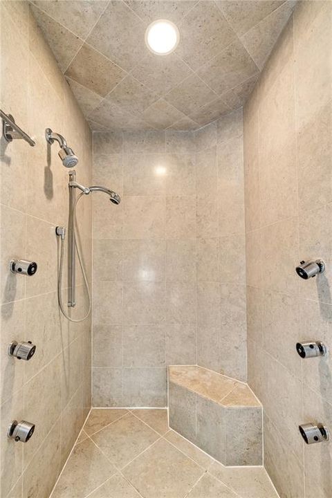 На продажу: $3,750,000 (5 спален, 5 ванн, 7862 Квадратных фут)